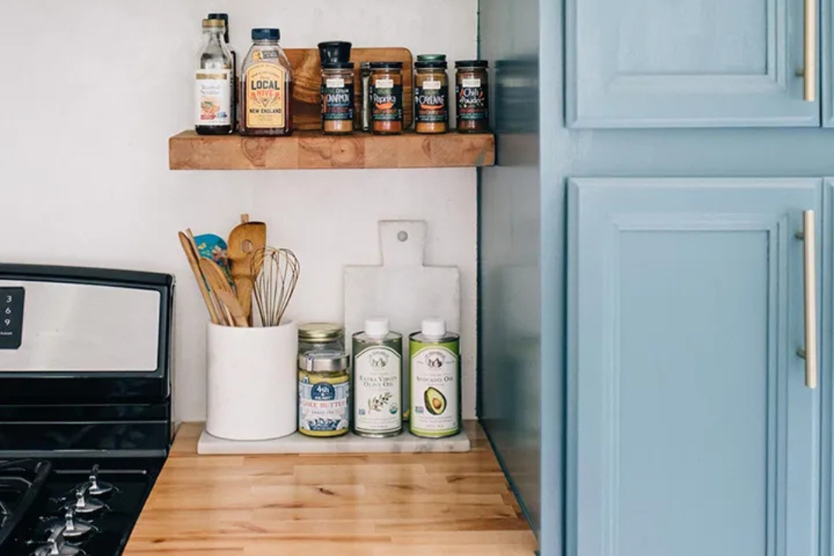 mobile spice cart